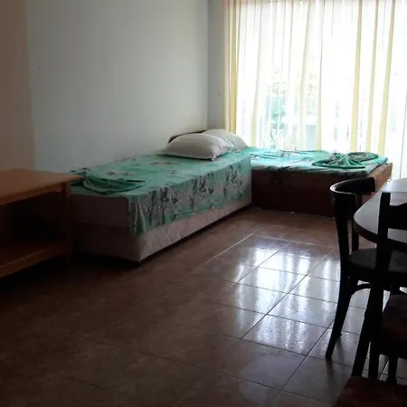 Global Ville Apartcomplex Hotel de apartamente *