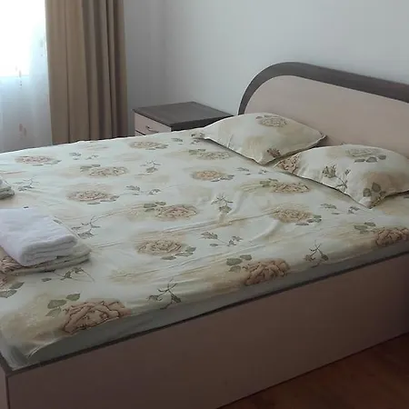 Global Ville Apartcomplex ساني بيتش