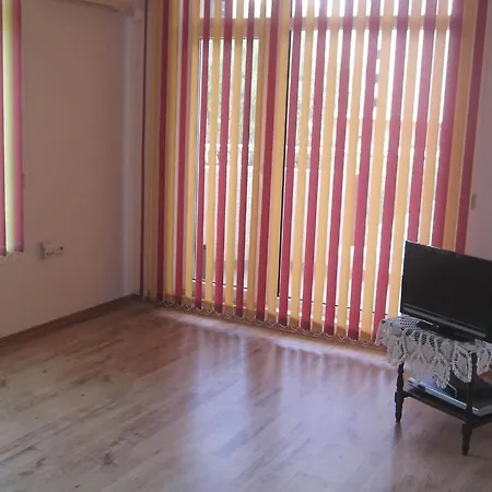 Global Ville Apartcomplex شقة فندقية ساني بيتش